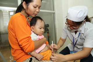 Hạn chế tử vong mẹ và trẻ em: Nâng cao năng lực tuyến y tế cơ sở