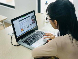 Tăng tốc với học online