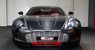 Siêu phẩm Aston Martin One 77 Q-Series tìm chủ mới tại Dubai