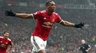 Anthony Martial bất mãn vì không được đá chính ở MU