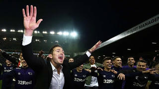 Hạ Leeds, đội bóng của Lampard góp mặt ở 'trận đắt giá nhất thế giới'