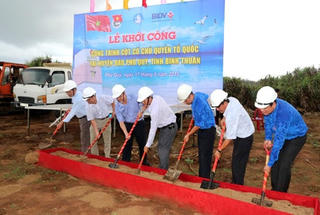 Khởi công xây dựng cột cờ chủ quyền trên đảo Phú Quý