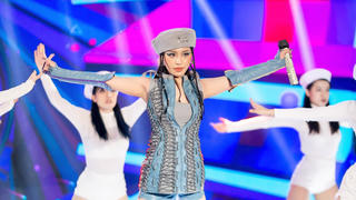 Làm mới ca khúc: Con dao hai lưỡi