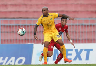 V-League 2021: Mùa giải khắc nghiệt với ngoại binh