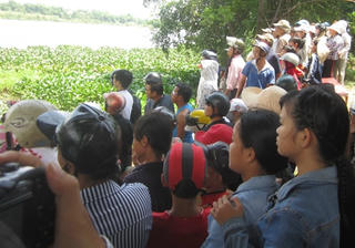 Bị la mắng, học sinh 12 tuổi nhảy cầu