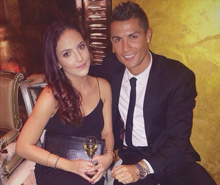 Cristiano Ronaldo - Quả bóng vàng trên tình trường