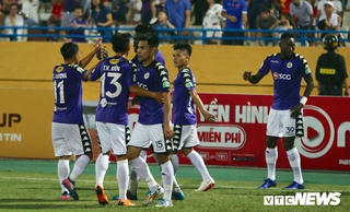 CLB Hà Nội nhận vinh dự đặc biệt từ chủ tịch FIFA