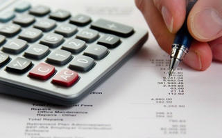 Phụ cấp công tác phí, tiền điện thoại có phải đóng thuế TNCN không?