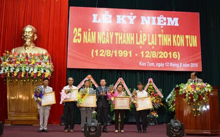Kon Tum Kỷ niệm 25 năm thành lập tỉnh