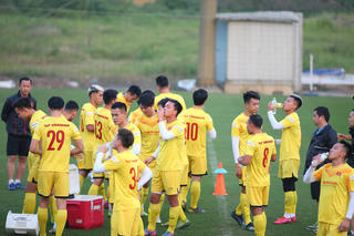 Chốt giá vé 2 trận giao hữu của tuyển Việt Nam và U22 Việt Nam