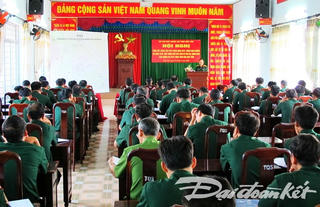 Hơn10.000 lượt cán bộ, chiến sĩ giúp dân khắc phục hậu quả thiên tai