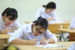 Băn khoăn về tên gọi của kỳ thi