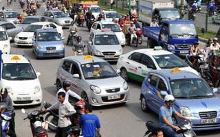 Bộ GTVT phản hồi kiến nghị gia hạn niên hạn xe taxi