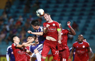Lịch trực tiếp vòng 10 V-League: Nóng cuộc chiến tốp đầu