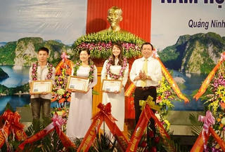 Trường Đại học Hạ Long khai giảng năm học