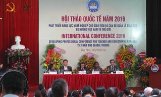 Nâng cao năng lực giáo viên và cán bộ quản lý giáo dục: Trọng tâm của đổi mới