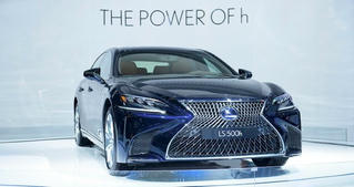 Siêu phẩm Lexus LS500h hoàn toàn mới ra mắt tại Việt Nam
