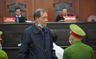 Y án sơ thẩm đối với Trầm Bê