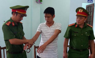 Sở không đồng ý cách chức mà đề nghị khởi tố trạm trưởng để mất gỗ quý