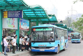 Hà Nội: Từ 6h ngày 14/10, lái xe vận tải công cộng cần lưu ý những gì?