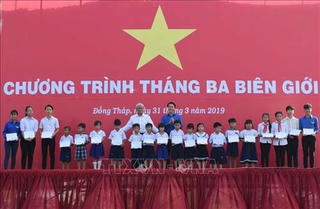 Chương trình 'Tháng Ba biên giới' ở vùng biên Đồng Tháp
