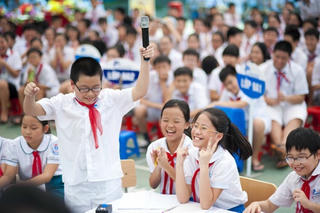 Vui buồn chuyện... không chấm điểm