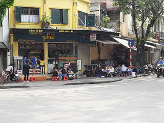Người dân Hà Nội vẫn chủ quan trong phòng chống dịch 