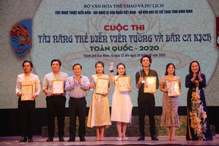 Tôn vinh các tài năng nghệ thuật tuồng và dân ca kịch