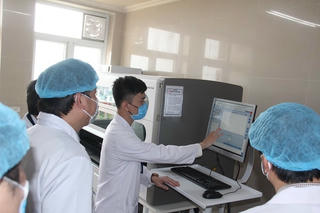 Đồng Nai: Nâng cao năng lực xét nghiệm lên 3.000 mẫu mỗi ngày 