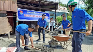 Đông Hải (Bạc Liêu):  Tuổi trẻ góp sức trẻ xây dựng nông thôn mới