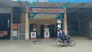 Hàng loạt cây xăng tại Nghệ An bỗng dưng 'hết xăng'