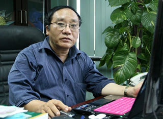 Khi nhà văn viết báo