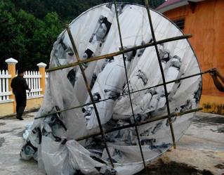 Thông tin mới về quả cầu lạ ‘có chữ Trung Quốc’