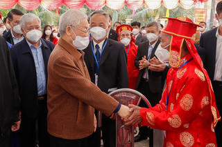 Tổng Bí thư Nguyễn Phú Trọng dự Ngày hội đại đoàn kết toàn dân tộc tại Kẻ Giá