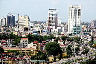 Quan chức 'xuống đường'