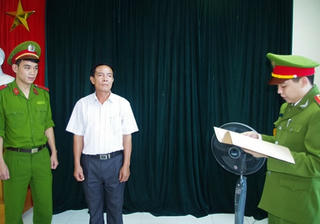 Khởi tố 3 cán bộ ‘ăn’ tiền bồi thường dự án Formosa