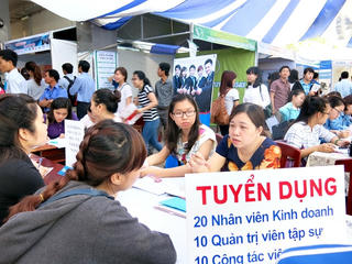 Cơ hội việc làm cho học sinh, sinh viên tại Ngày hội tuyển dụng năm 2015