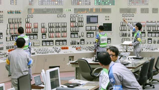 Nhật tái khởi động lò phản ứng lần đầu tiên sau thảm họa Fukushima