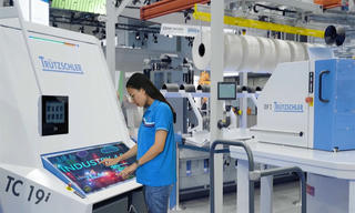 Cầu nối cơ sở dạy nghề và doanh nghiệp