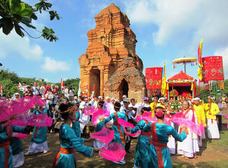 Lễ hội người Chăm