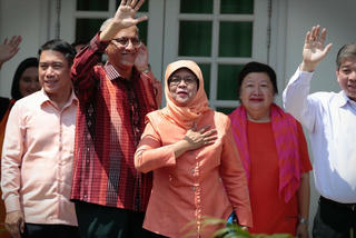 Hôm nay, bà Halimah Yacob tuyên thệ nhậm chức Tổng thống Singapore