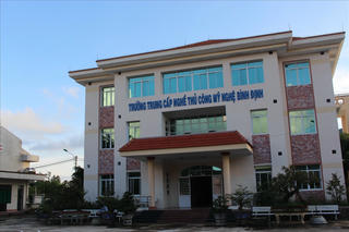 Sai phạm tại Trường Trung cấp nghề Thủ công mỹ nghệ Bình Định: Nhiều cán bộ, giáo viên bị kỷ luật