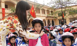 Khảo sát tình hình đội mũ bảo hiểm của học sinh tiểu học