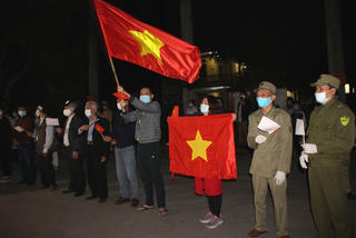 Dỡ bỏ ‘chốt chặn’, dòng chảy thông thoáng