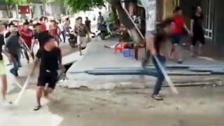 Phú Thọ: Hai nhóm thanh niên ẩu đả, 3 thanh niên bị thương nặng