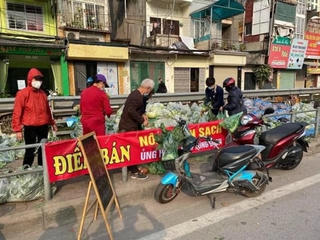 ‘Giải cứu’ nông sản vùng dịch