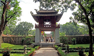 Bảo tàng Giáo dục trong Văn Miếu - Quốc Tử Giám