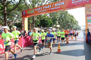 Kết thúc giải Việt dã toàn quốc và marathon báo Tiền Phong lần thứ 59