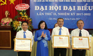 Đại hội Hội Liên lạc với người VN ở nước ngoài TP Cần Thơ