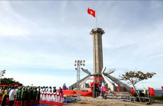 Cột cờ trên đảo Cồn Cỏ